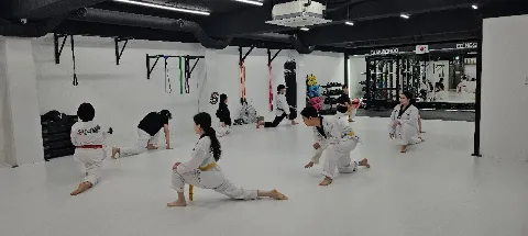 모임 대표 이미지